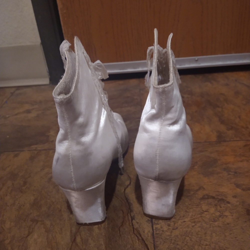 White Satin Booties - Dyeable
